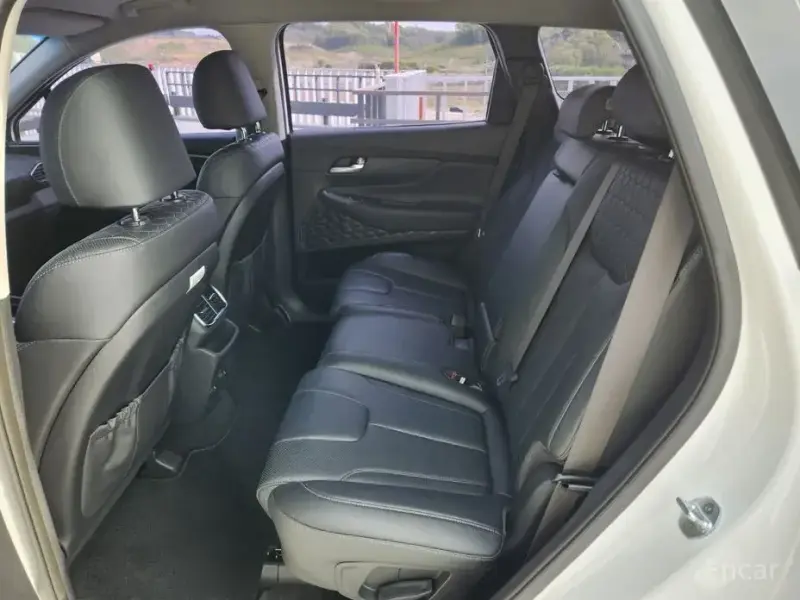 2019 Hyundai Santa Fe с пробегом 54 931 км