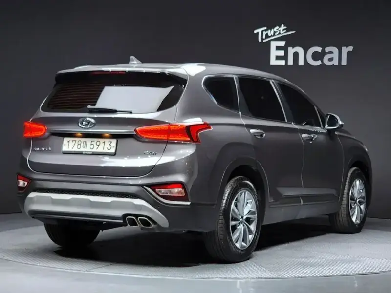 2019 Hyundai Santa Fe с пробегом 81 592 км