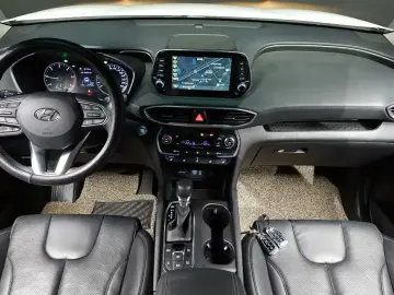 2018 Hyundai Santa Fe с пробегом 81 907 км