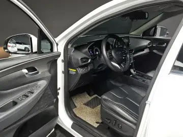 2018 Hyundai Santa Fe с пробегом 81 907 км