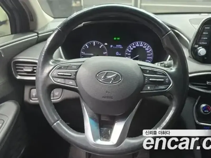 2020 Hyundai Santa Fe с пробегом 102 227 км