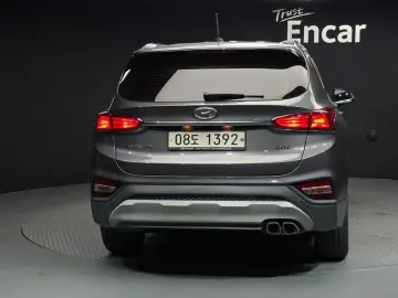 2018 Hyundai Santa Fe с пробегом 266 672 км