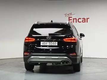 2019 Hyundai Santa Fe с пробегом 57 345 км
