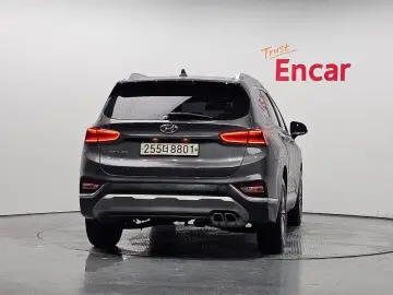 2020 Hyundai Santa Fe с пробегом 32 961 км