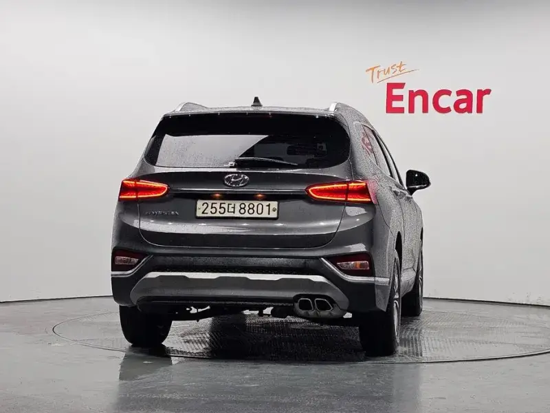 2020 Hyundai Santa Fe с пробегом 32 961 км
