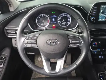 2019 Hyundai Santa Fe с пробегом 67 448 км