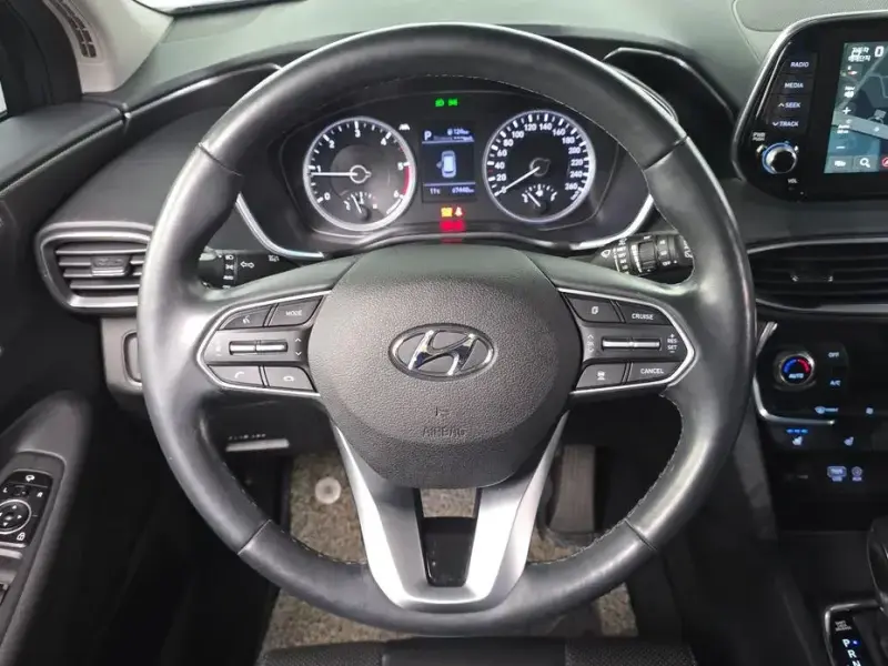 2019 Hyundai Santa Fe с пробегом 67 448 км
