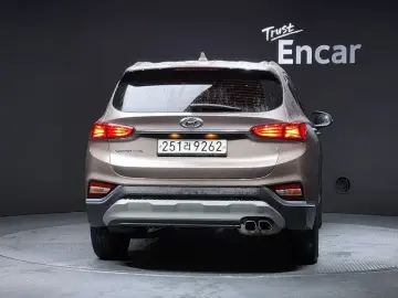 2019 Hyundai Santa Fe с пробегом 83 768 км