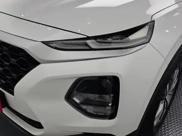 2018 Hyundai Santa Fe с пробегом 96 293 км
