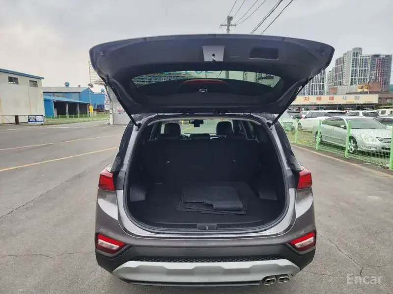 2019 Hyundai Santa Fe с пробегом 37 438 км
