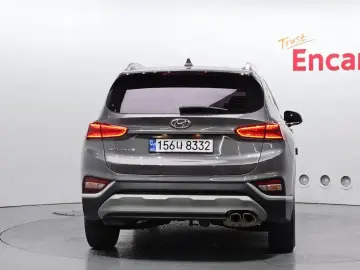 2019 Hyundai Santa Fe с пробегом 104 893 км
