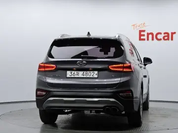2018 Hyundai Santa Fe с пробегом 61 310 км