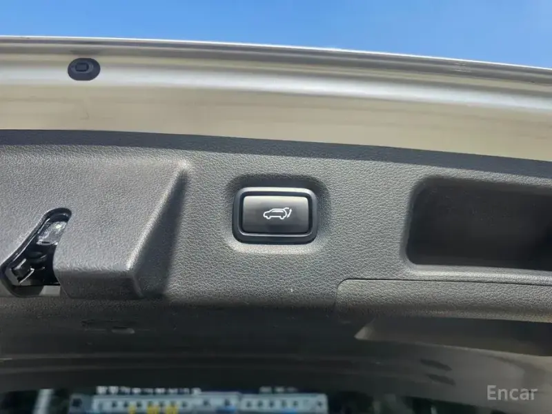 2018 Hyundai Santa Fe с пробегом 75 000 км