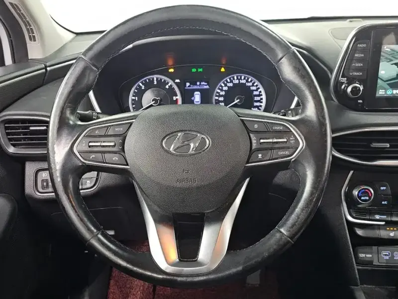 2019 Hyundai Santa Fe с пробегом 121 575 км