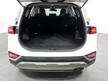 2019 Hyundai Santa Fe с пробегом 121 575 км