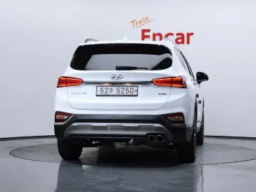 2018 Hyundai Santa Fe с пробегом 106 237 км