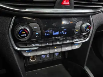 2019 Hyundai Santa Fe с пробегом 52 386 км