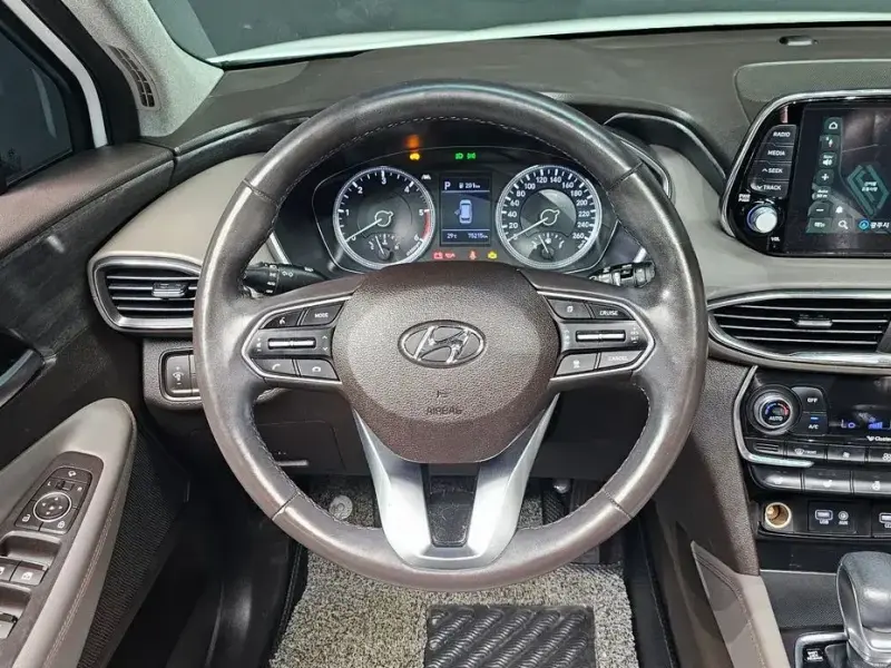 2018 Hyundai Santa Fe с пробегом 75 215 км