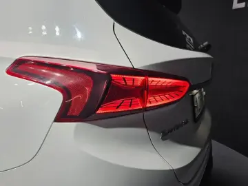 2018 Hyundai Santa Fe с пробегом 75 215 км