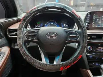 2019 Hyundai Santa Fe с пробегом 126 439 км
