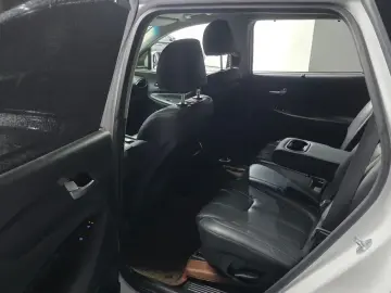 2018 Hyundai Santa Fe с пробегом 142 021 км