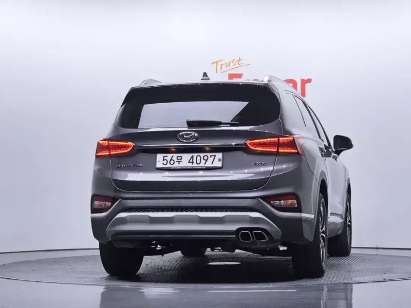 2019 Hyundai Santa Fe с пробегом 129 247 км