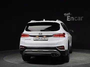 2020 Hyundai Santa Fe с пробегом 112 618 км