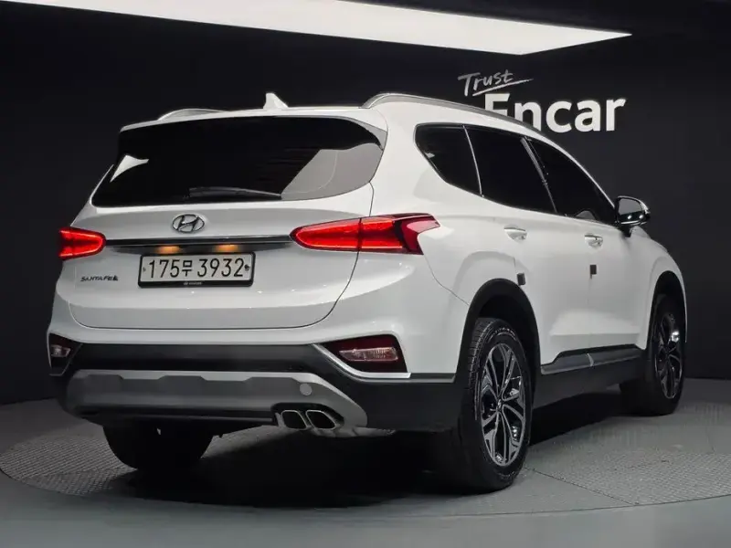 2020 Hyundai Santa Fe с пробегом 21 724 км