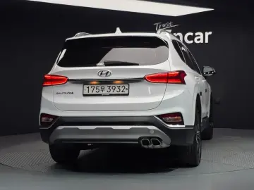 2020 Hyundai Santa Fe с пробегом 21 724 км
