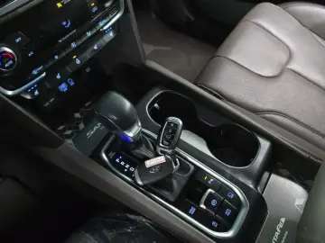 2018 Hyundai Santa Fe с пробегом 125 356 км