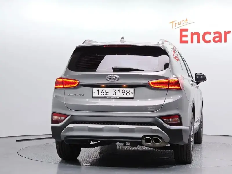 2019 Hyundai Santa Fe с пробегом 71 306 км