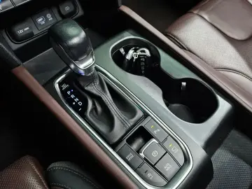 2020 Hyundai Santa Fe с пробегом 105 906 км