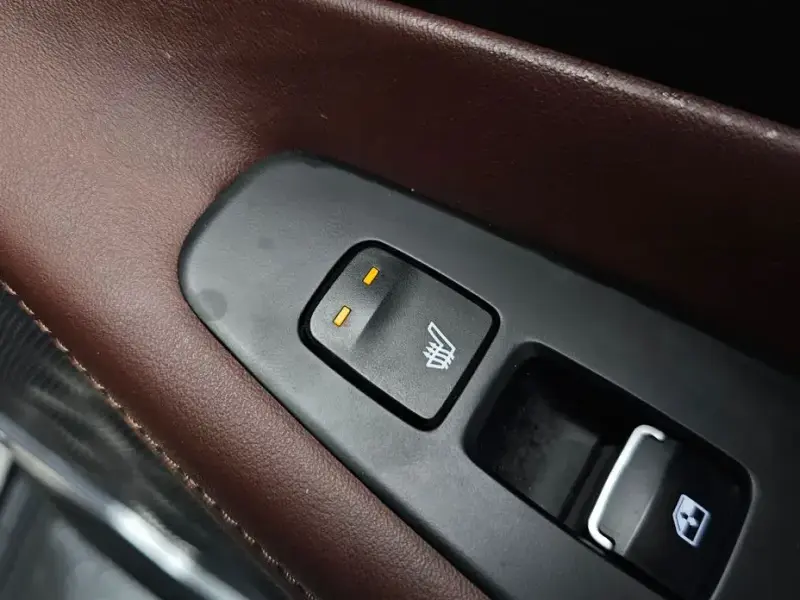 2020 Hyundai Santa Fe с пробегом 105 906 км