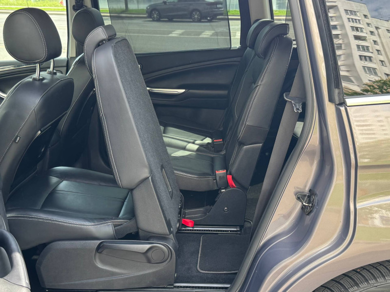 2012 Ford Galaxy с пробегом 214 237 км
