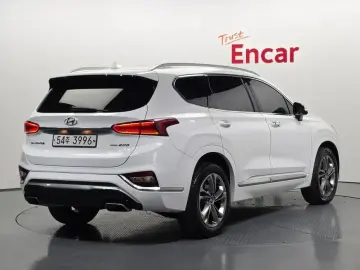 2018 Hyundai Santa Fe с пробегом 56 693 км