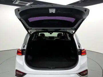 2018 Hyundai Santa Fe с пробегом 56 693 км