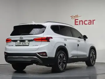 2018 Hyundai Santa Fe с пробегом 193 272 км