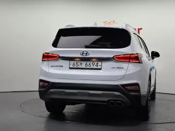 2018 Hyundai Santa Fe с пробегом 104 958 км
