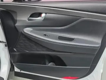 2018 Hyundai Santa Fe с пробегом 104 958 км