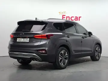 2019 Hyundai Santa Fe с пробегом 143 653 км