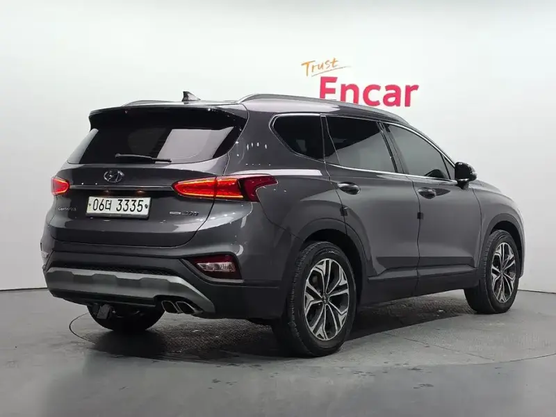 2019 Hyundai Santa Fe с пробегом 143 653 км
