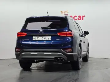 2018 Hyundai Santa Fe с пробегом 119 014 км