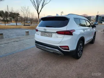 2018 Hyundai Santa Fe с пробегом 159 031 км