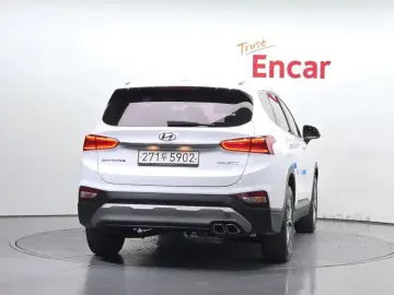 2019 Hyundai Santa Fe с пробегом 121 346 км