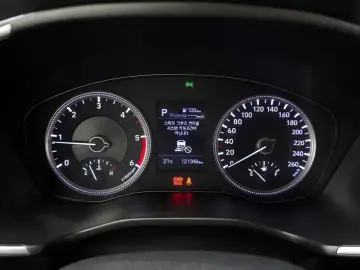 2019 Hyundai Santa Fe с пробегом 121 346 км