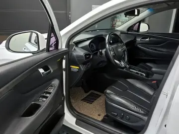 2019 Hyundai Santa Fe с пробегом 121 346 км