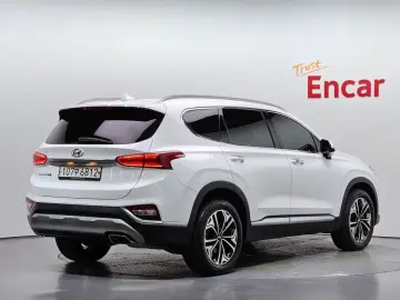 2019 Hyundai Santa Fe с пробегом 32 327 км