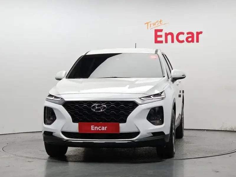 2019 Hyundai Santa Fe с пробегом 27 774 км