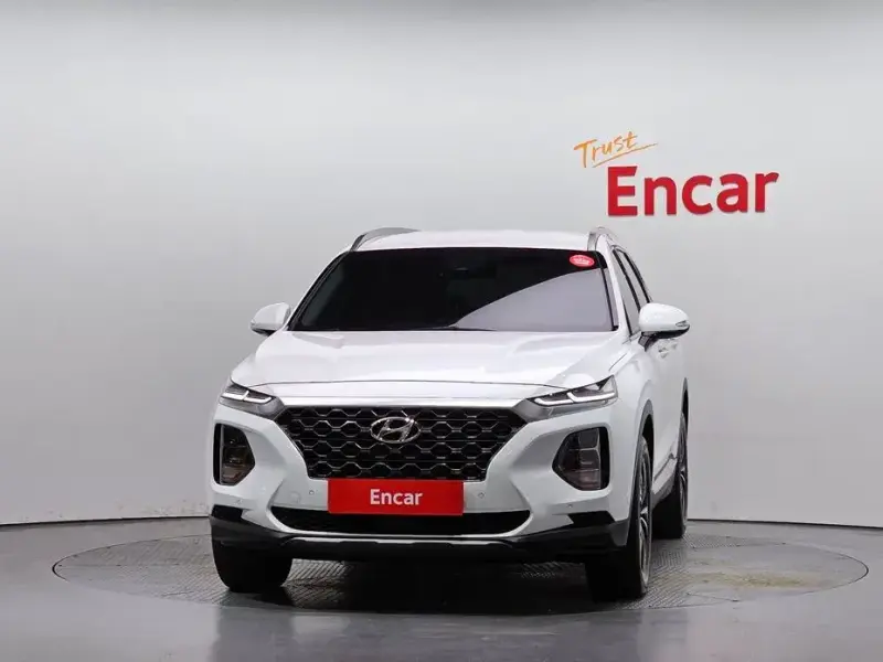 2019 Hyundai Santa Fe с пробегом 32 327 км
