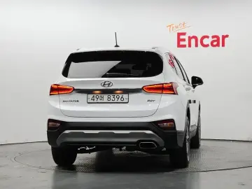 2019 Hyundai Santa Fe с пробегом 27 774 км